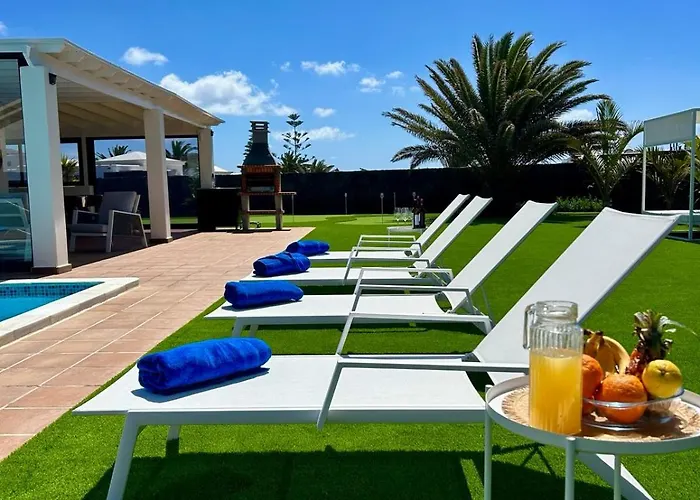 Sunset Zafiro فيلة