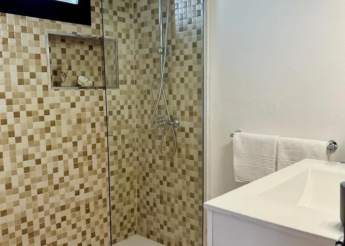 Sunset Zafiro فيلة *